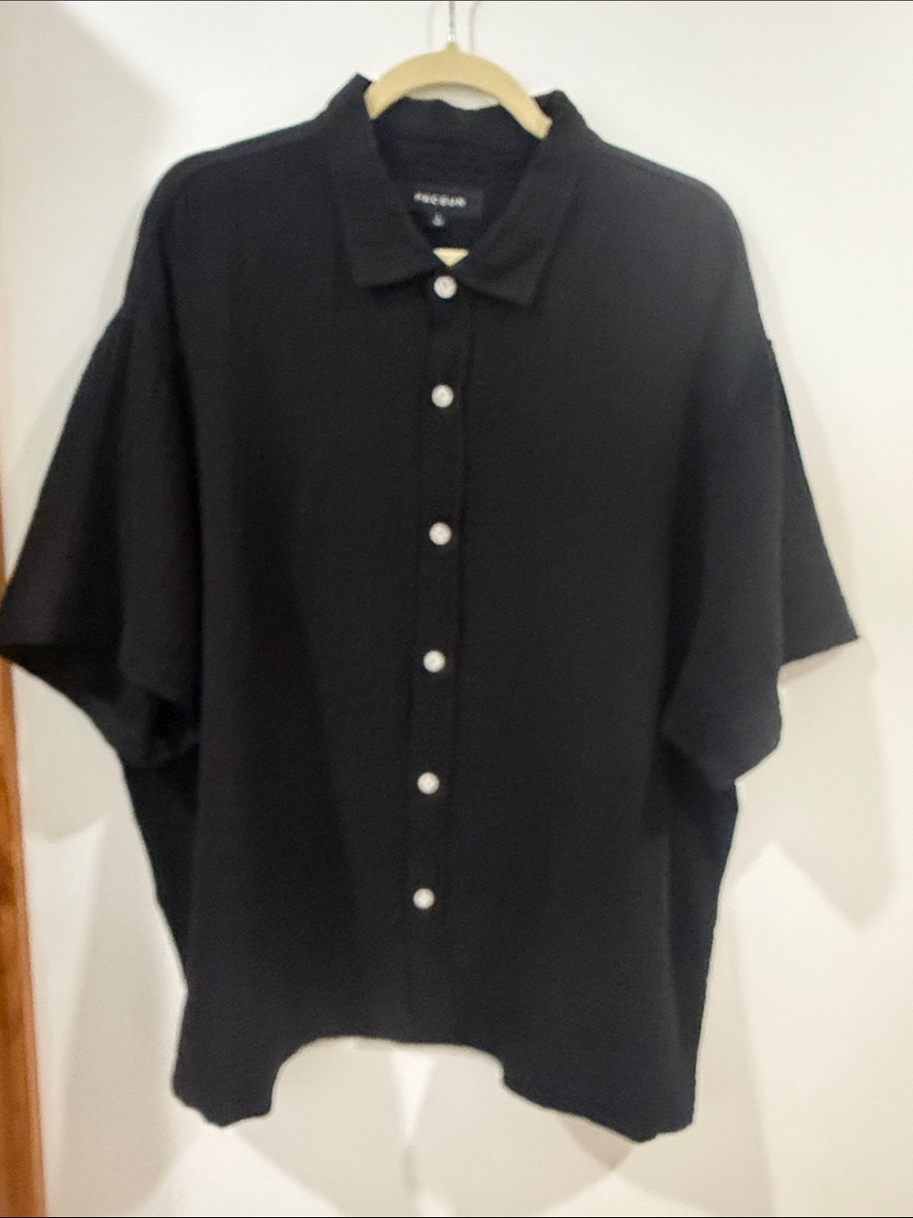 PacSun Black Short-Sleeve Casual Button-Down Shirt